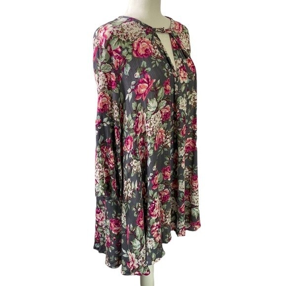 Umgee Floral Key Hole 3/4 Bell Sleeve Flowy Mini Swing Dress Trapeze Cut Guaze - Picture 3 of 16